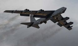 B-52'lere yeni takviye: Boeing motorları yeniliyor