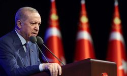 Erdoğan: "Yakın çevremizde füzeler havada uçuşurken..."